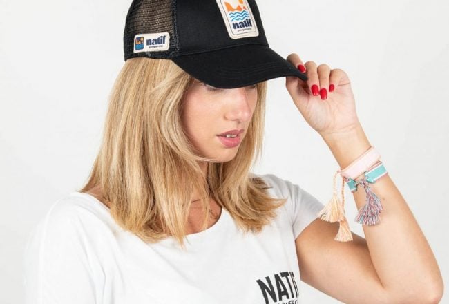 Casquette trucker noire pour femme scaled
