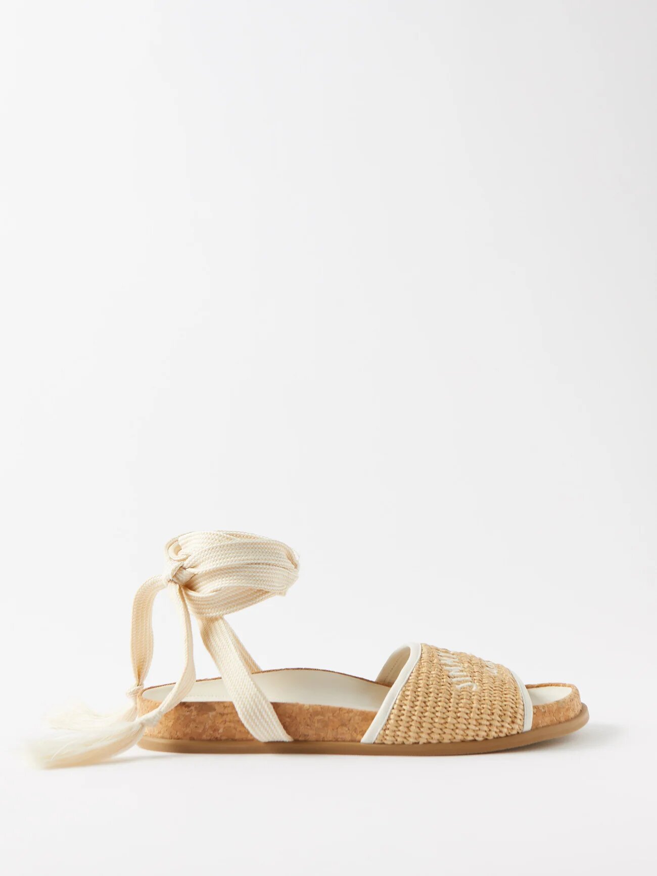 Flache Sandalen aus Raphia mit gesticktem Gal-Logo von Jimmy Choo