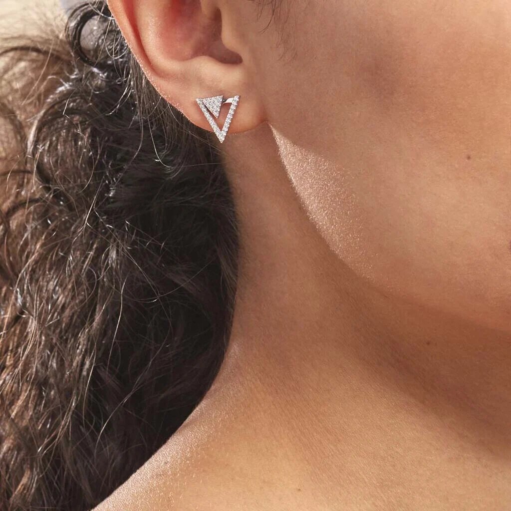 Boucles d'oreille pendantes de forme triangulaire en argent blanc Domnika