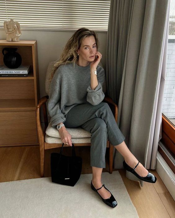 Gray outfit look for women