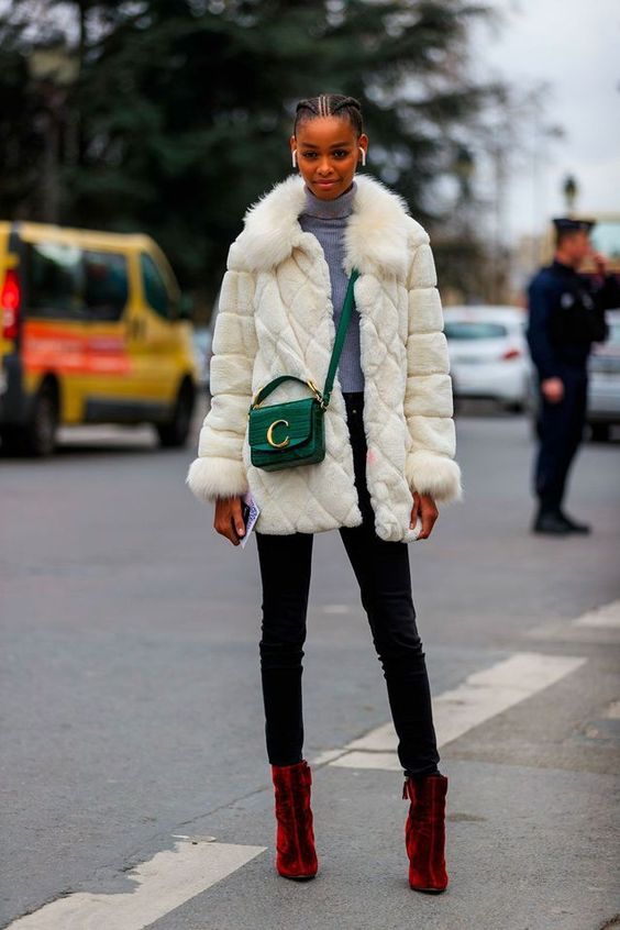 Der flauschige Mantel wird das Komfortstück dieses Winters sein 16 0fc53e0935993a4528bbc03b01b44618