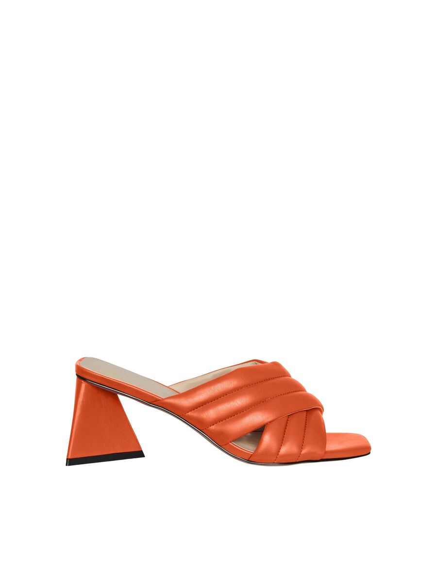 Mules mit grafischen orangen Absätzen von Pieces Shoes