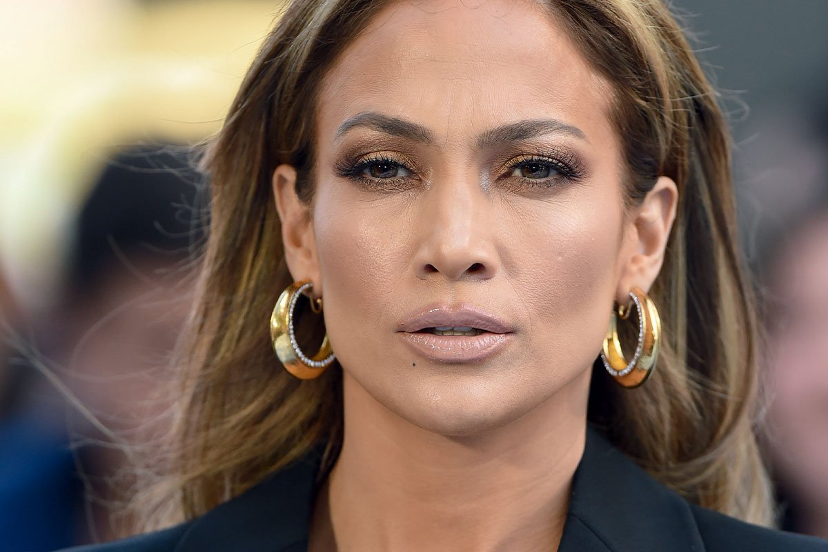 MODALOVA trois raisons de porter boucles creoles jennifer lopez 1