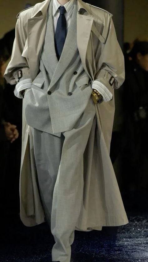 Tenue soft power suiting