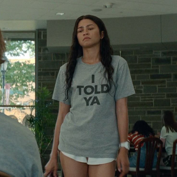 Das T-Shirt mit Botschaft: das Teil, das für Gesprächsstoff sorgt 2 T-Shirt mit Aufdruck I Told Ya aus dem Film Challengers