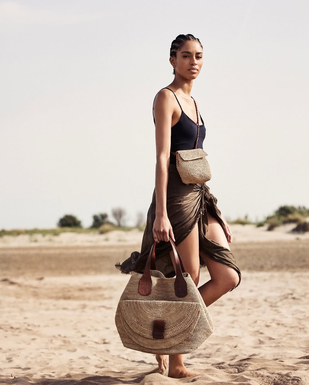 Huete Taschen Clutches die Must haves fuer 2025 Sommer 2025 Wenn Eleganz sich natuerlich verflicht Modalova