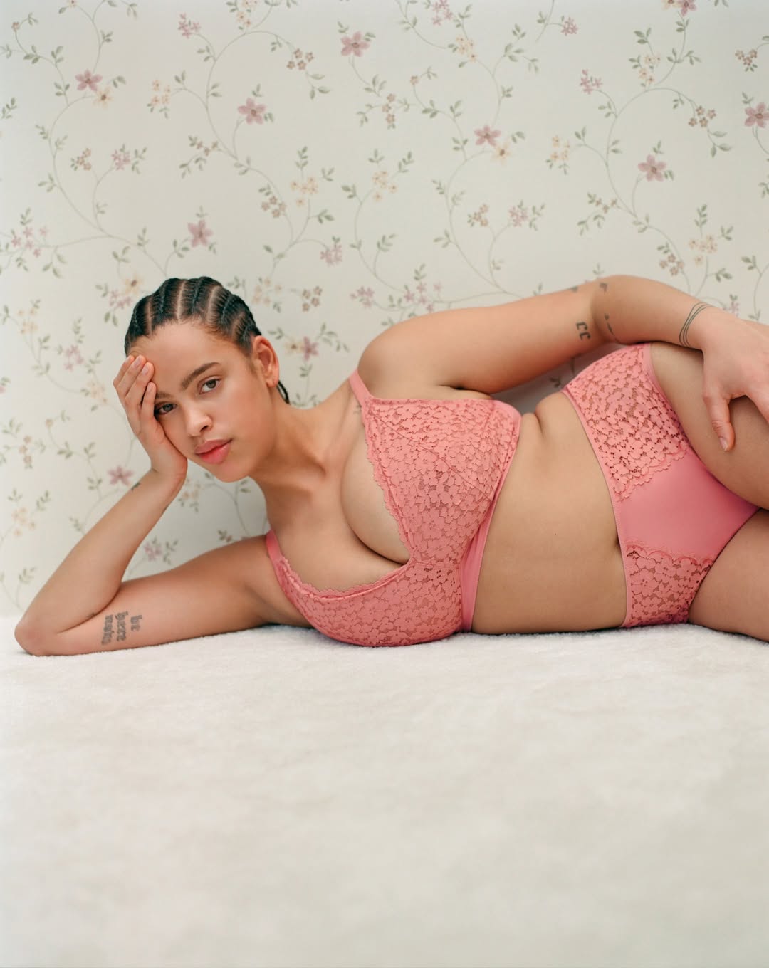 Die neu erfundene Intimität von Darjeeling 2 Darjeeling une maison qui celebre toutes les feminites Lintimite reinventee par Darjeeling Modalova