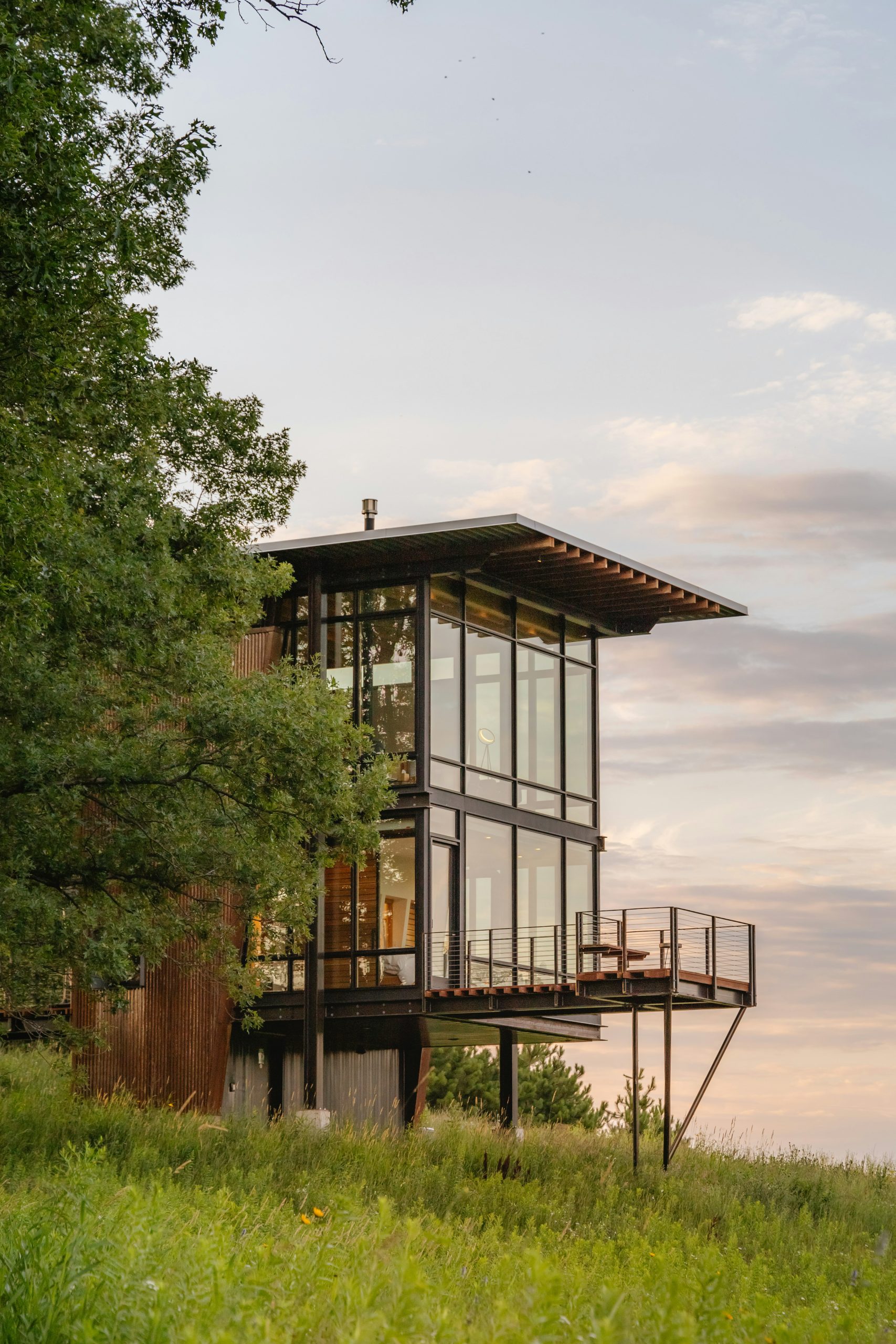 Die neuen Codes der Luxushotellerie Digitalitat trifft auf Lebenskunst Modalova scaled