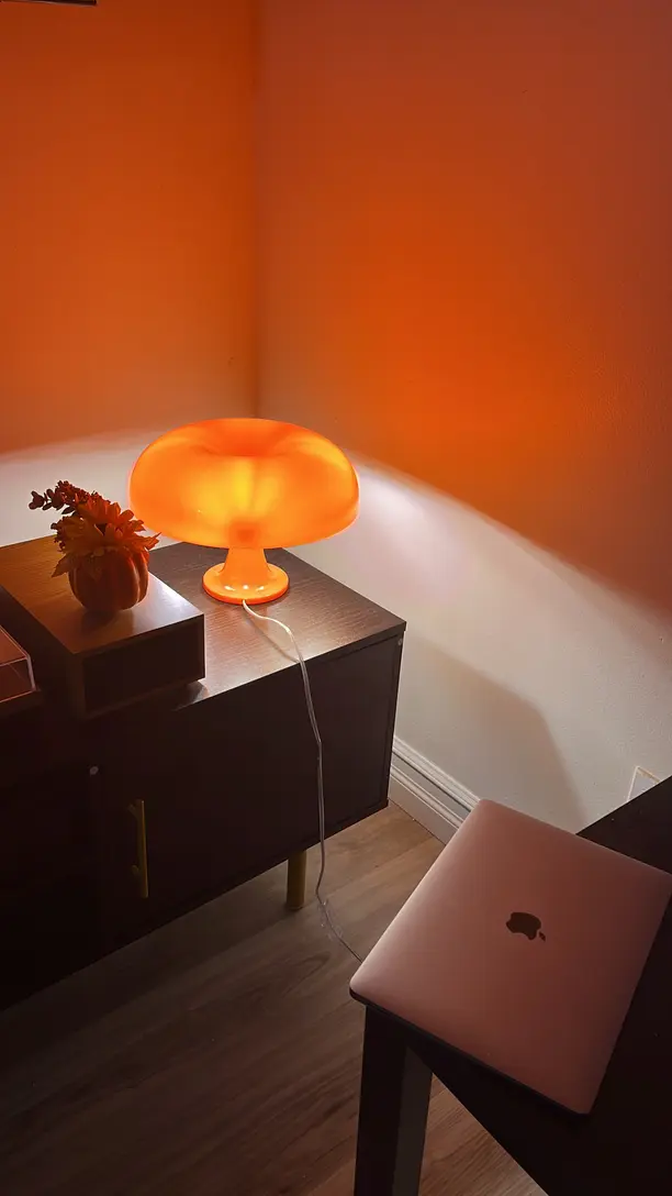 Retro Stehlampe in Orange donut Form