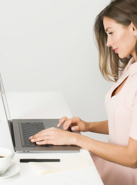 maquillage lumiere bleue scaled