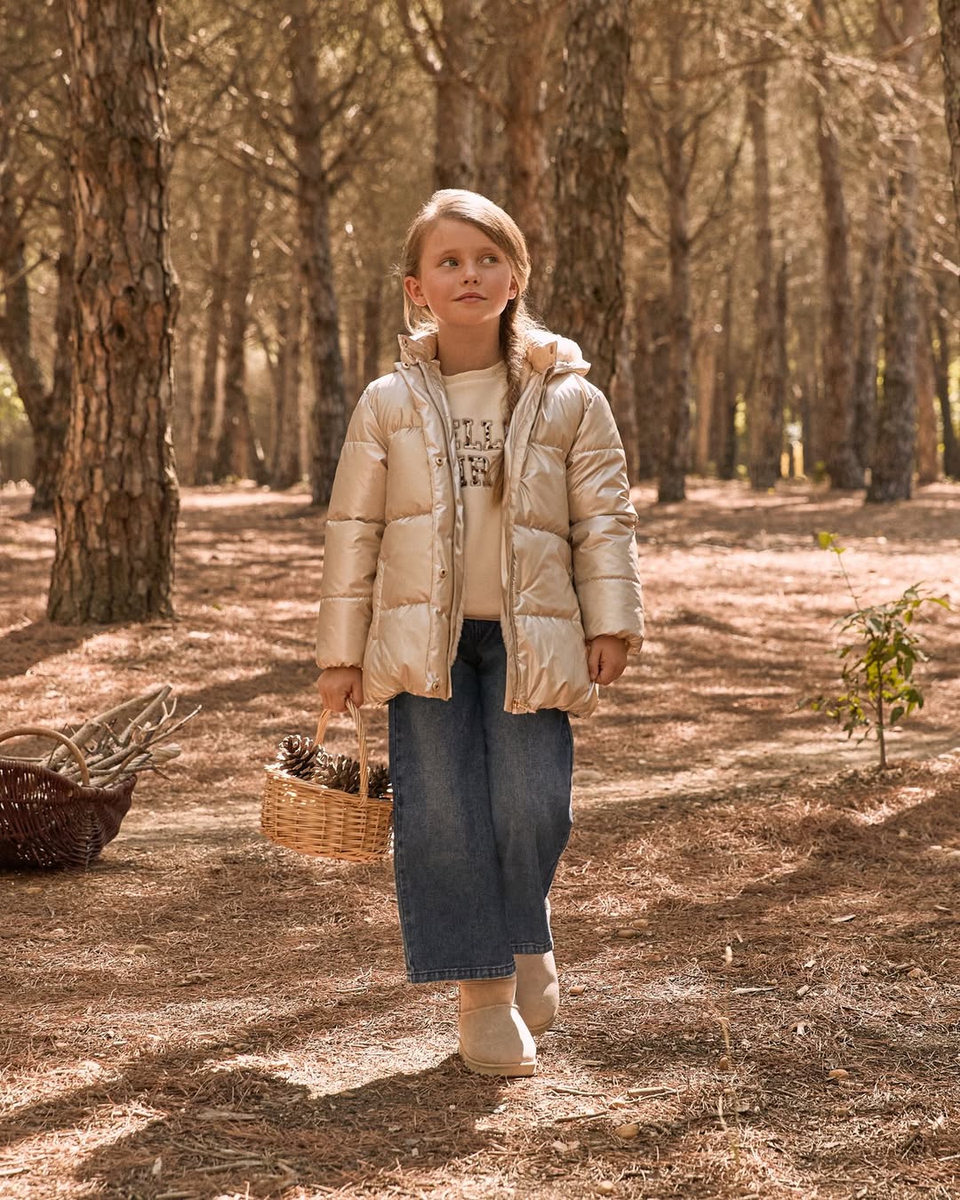 La regle des trois couches version enfant chic Les indispensables mini pour un style qui suit la saison Modalova