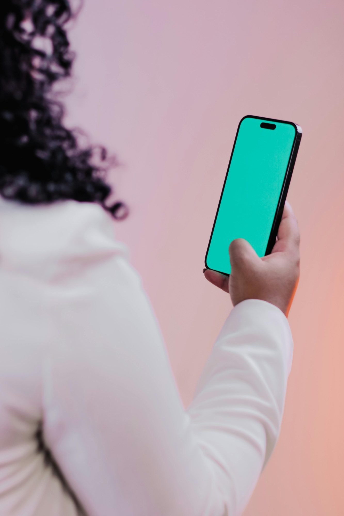 Vom Handwerk zur digitalen Handschrift Wenn Luxus den Digitalen Stil praegt Die neue Aesthetik der Erfahrung Modalova