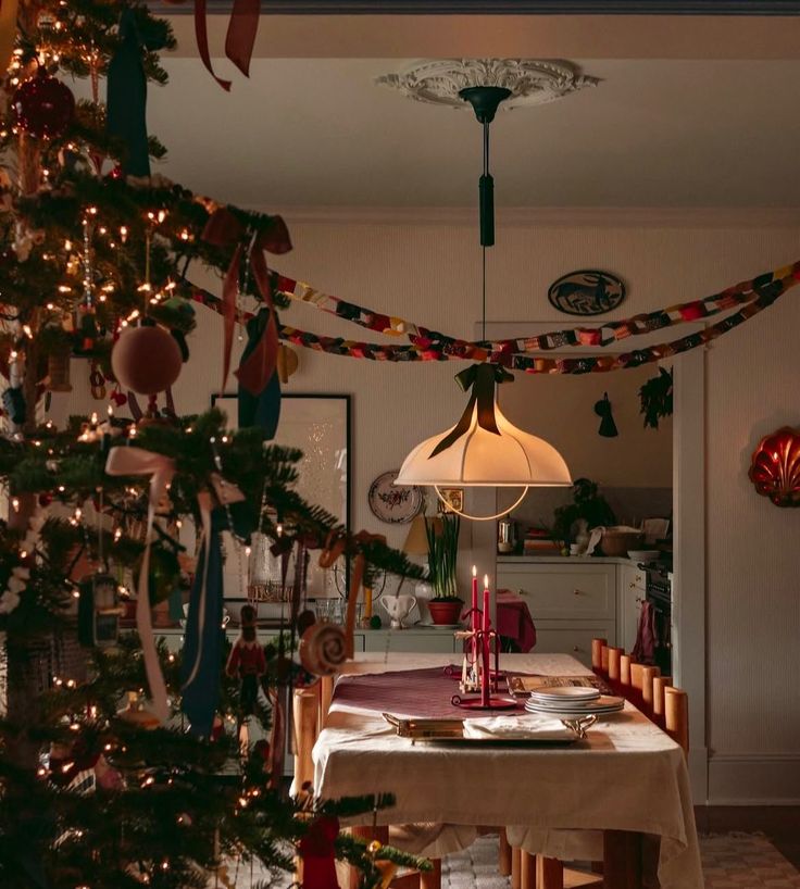 Weihnachtsdekoration 2025 DIY