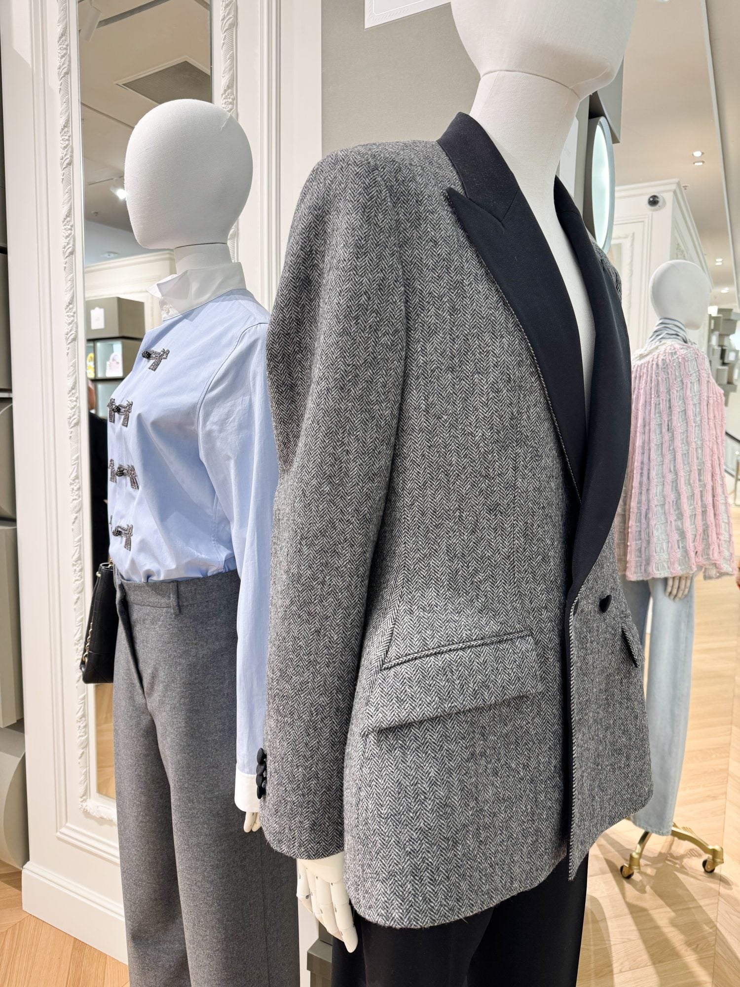 Letzte Tage, um den Dior Pop-up im Bon Marché zu entdecken 7 Jacke Dior Jonathan Anderson Foto Pauline PINOT