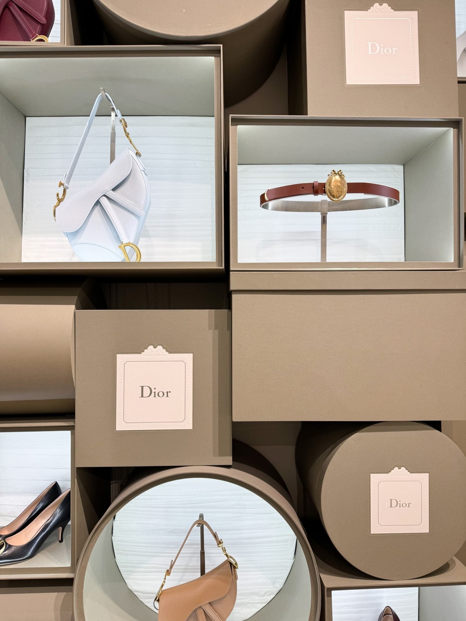 Letzte Tage, um den Dior Pop-up im Bon Marché zu entdecken 3 Kollektionen Jonathan Anderson Pop-up Dior Foto Pauline PINOT