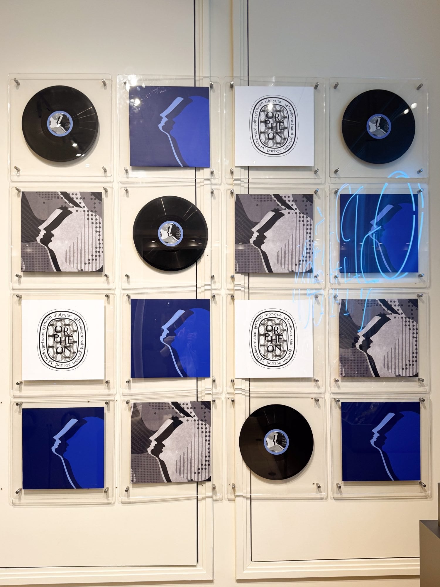 Coin vinyles Diptyque Paris parfum Orphéon photo Pauline PINOT