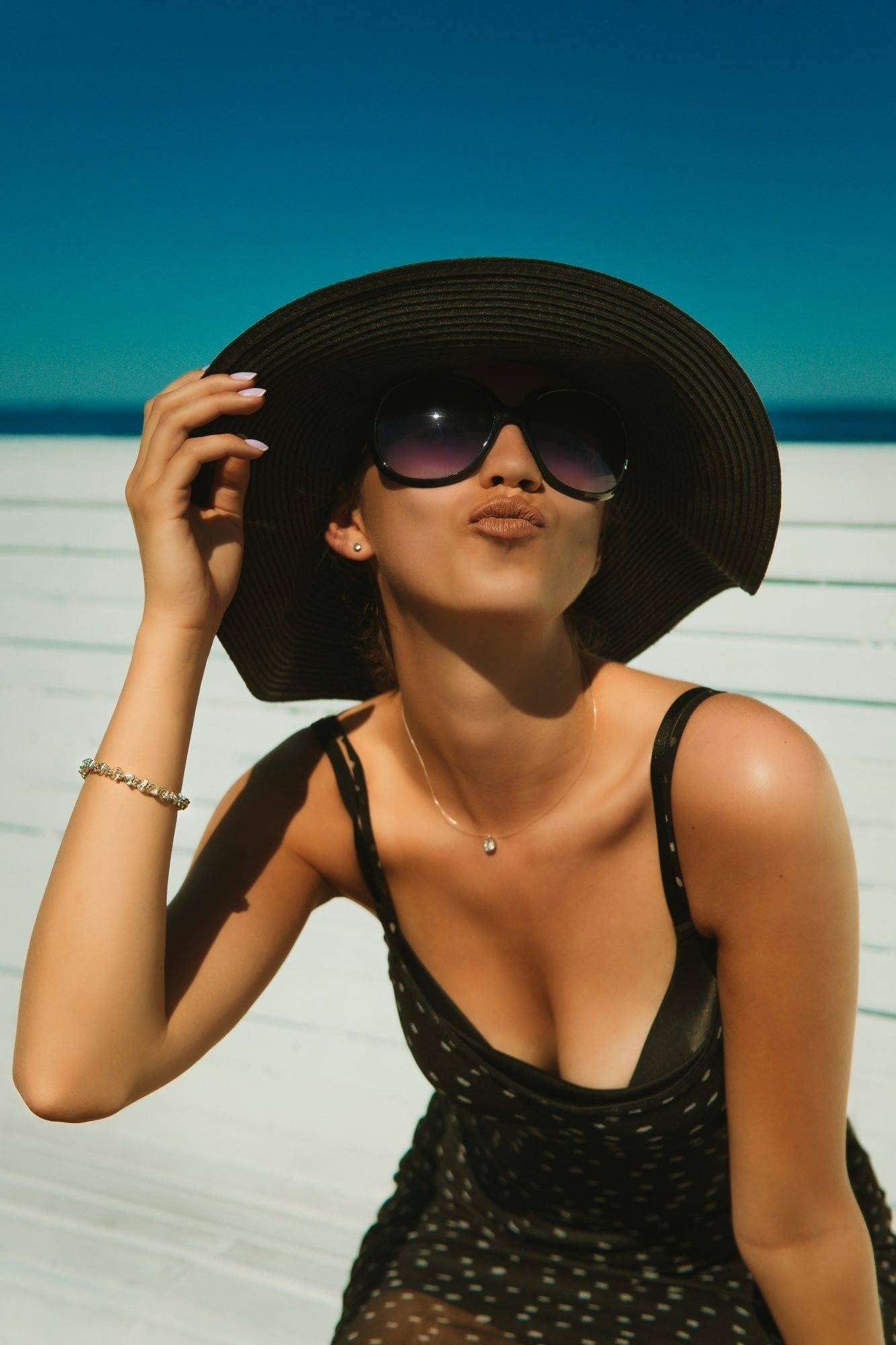 La protection solaire reflexe beaute essentiel Peau saine les habitudes qui font la difference Modalova