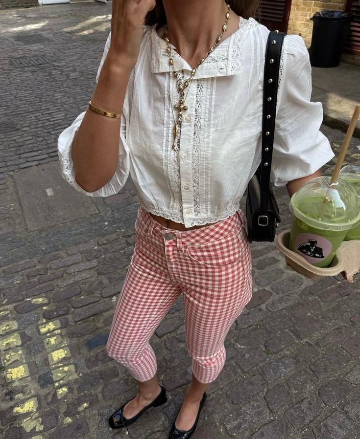 Look mit Vichy Capri-Hose