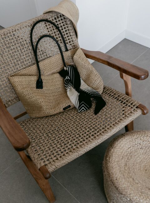 Die Raffia Tote wird zur Ikone des Sommers 2026 Modalova scaled