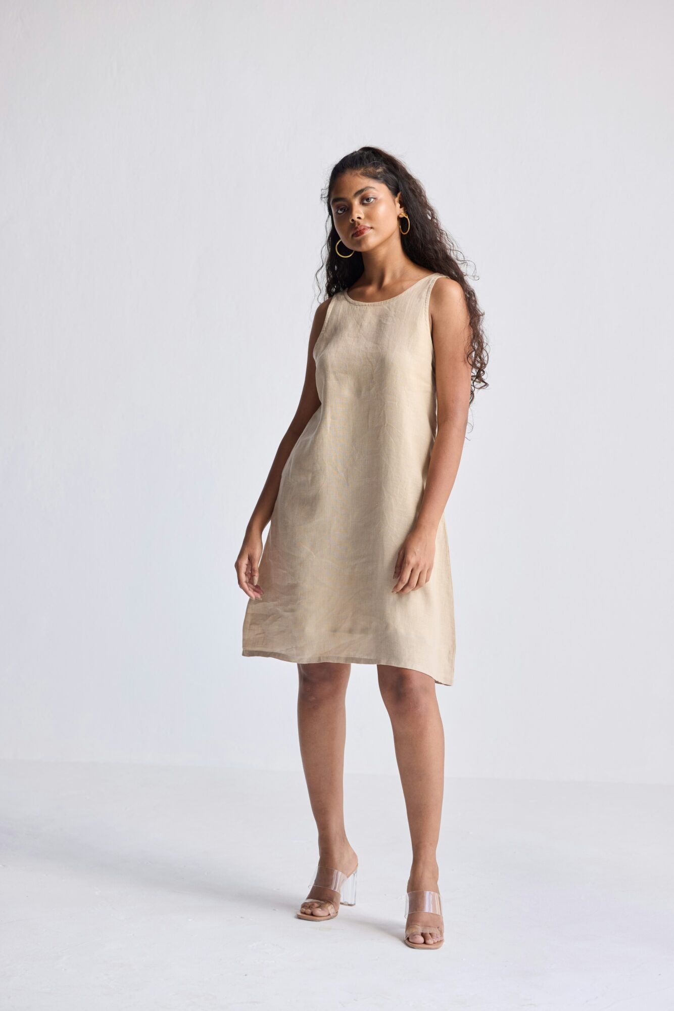 Das ideale Kleid? Eine Frage von Schnitt und Silhouette 3 Tout commence par la ligne ce que la coupe change vraiment 1 La robe ideale Une affaire de coupe et de silhouette Modalova