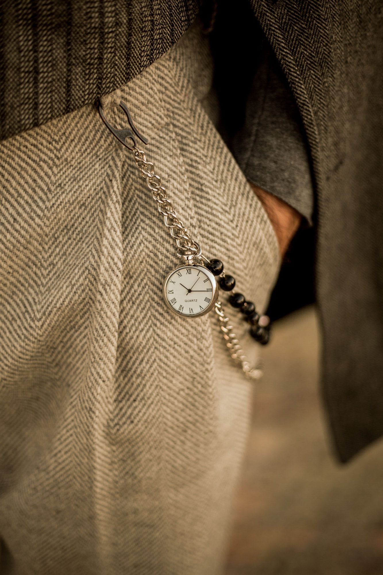 Die Taschenuhr als Ausdruck zeitloser Eleganz Taschenuhren Das Comeback eines stilvollen Klassikers Modalova